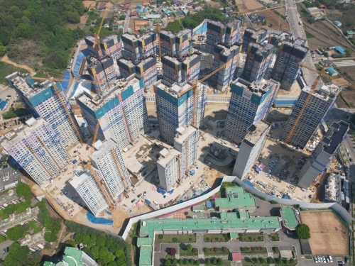2025년04월